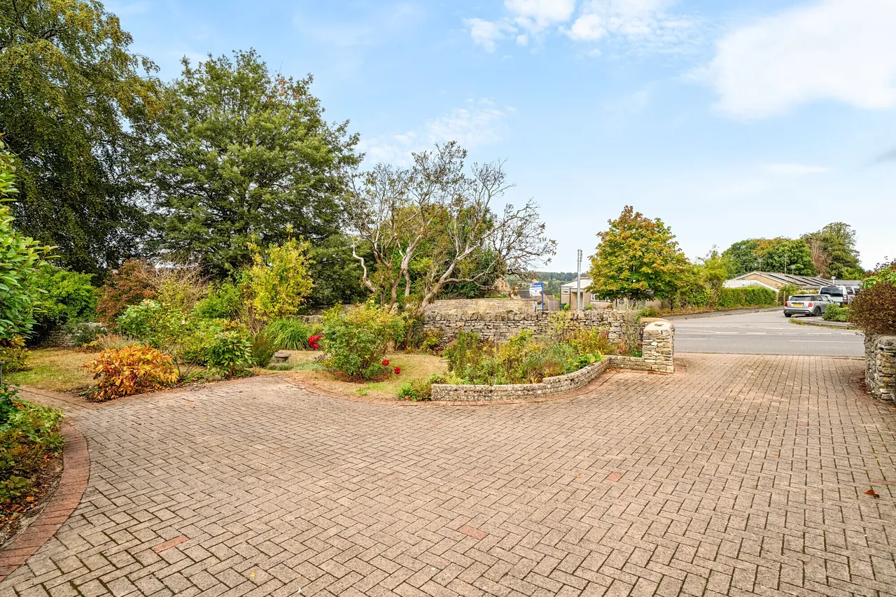 Vatch lane, Eastcombe, GL6, photo 19
