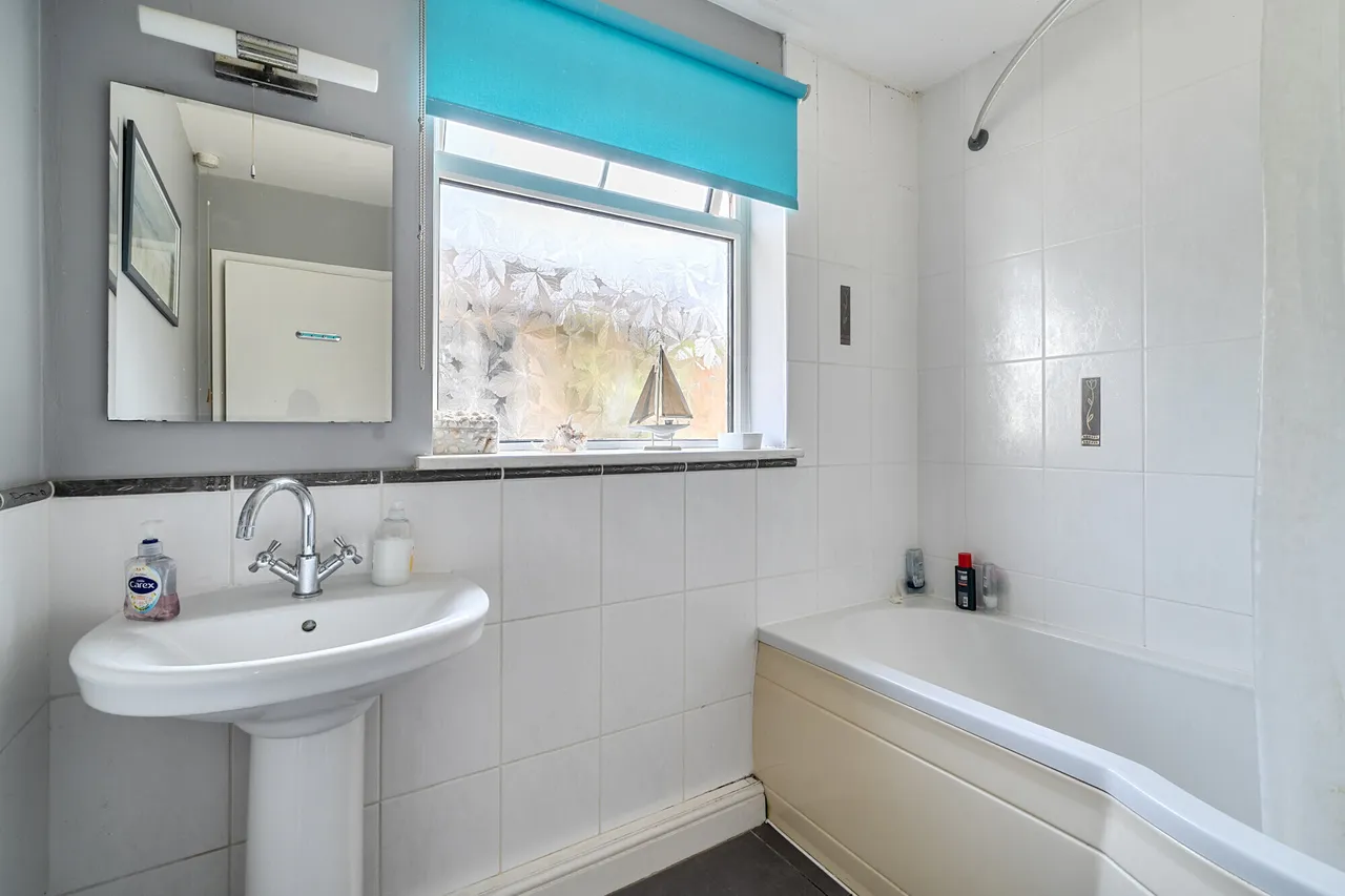 Vatch lane, Eastcombe, GL6, photo 9