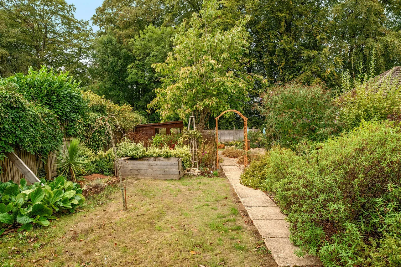 Vatch lane, Eastcombe, GL6, photo 12
