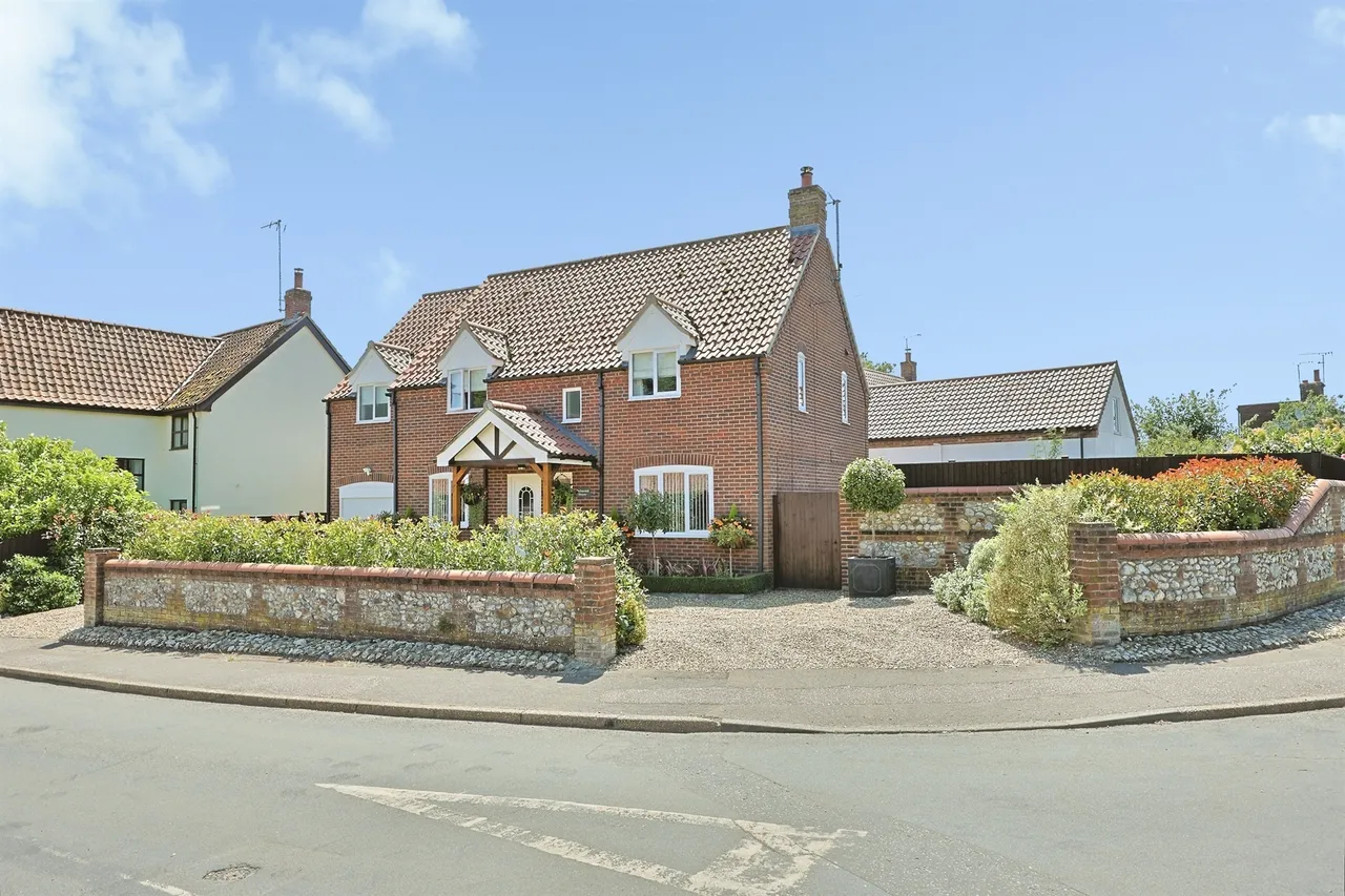 4 bed house for sale, Houghton Lane, North Pickenham, PE37