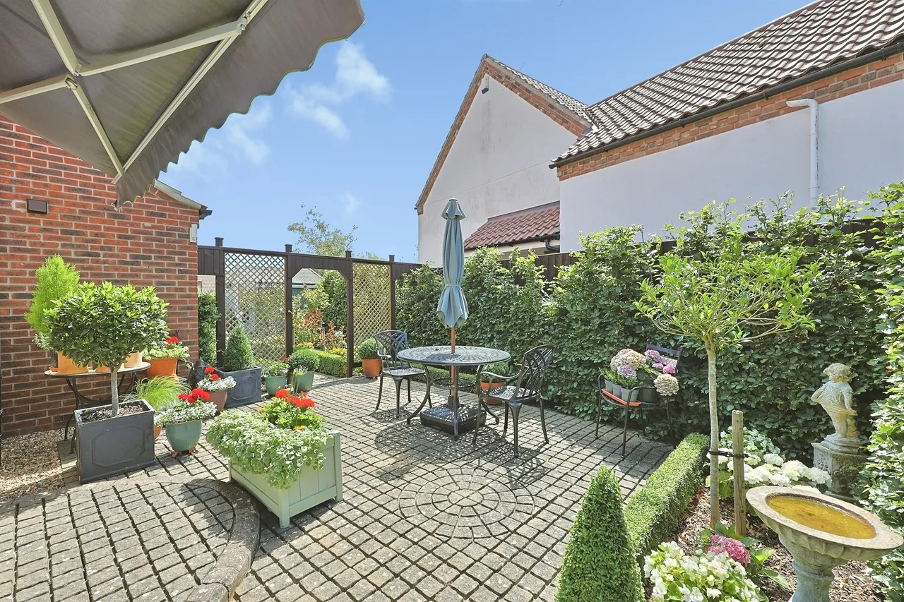 Houghton Lane, North Pickenham, PE37, photo 25
