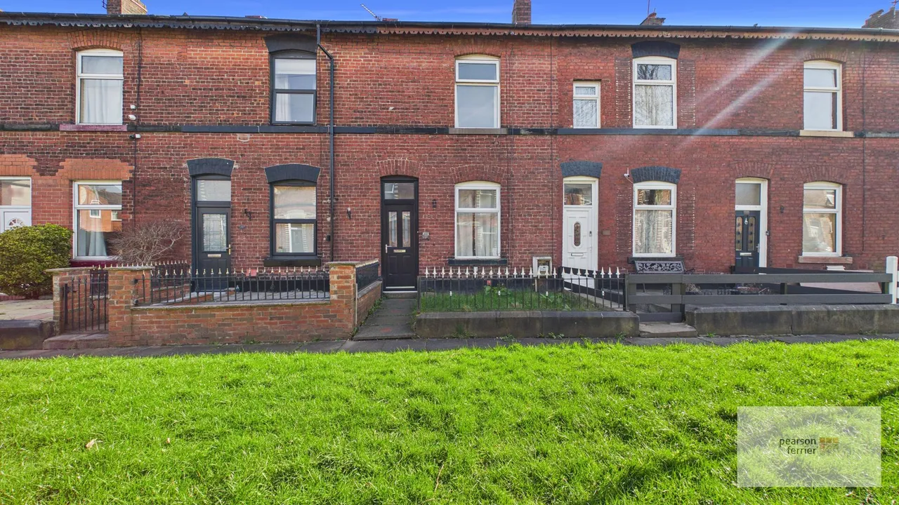 2 bed house for sale — St Annes Street, Chesham, Bury, Greater Manchester, BL9 6LP