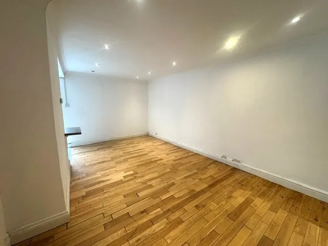 Dorrington Road, Great Barr, B42, photo 2