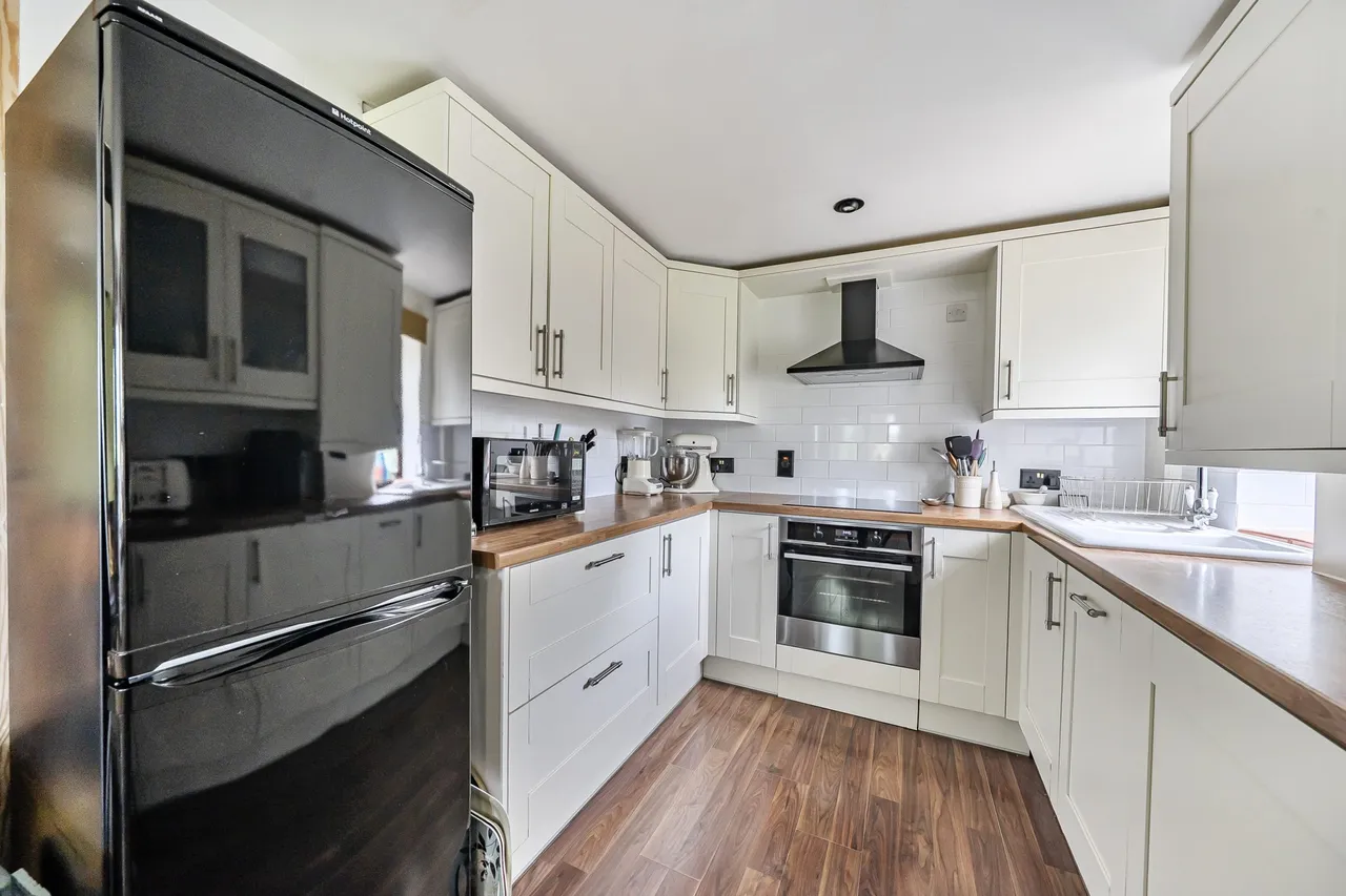 Oast Kiln House Woodhill Lane, Long Sutton, Hook, RG29 1SU, photo 5