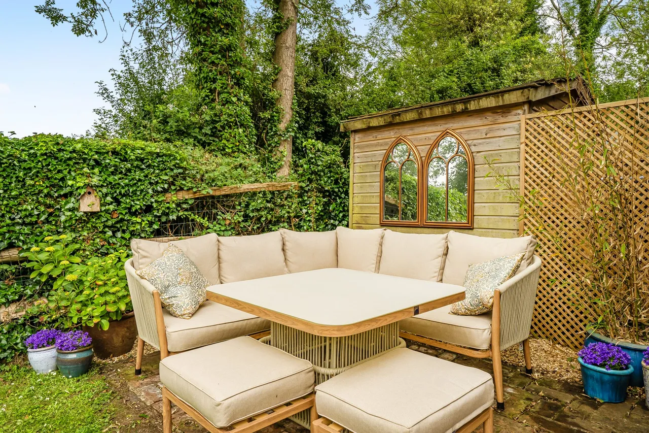 Oast Kiln House Woodhill Lane, Long Sutton, Hook, RG29 1SU, photo 17