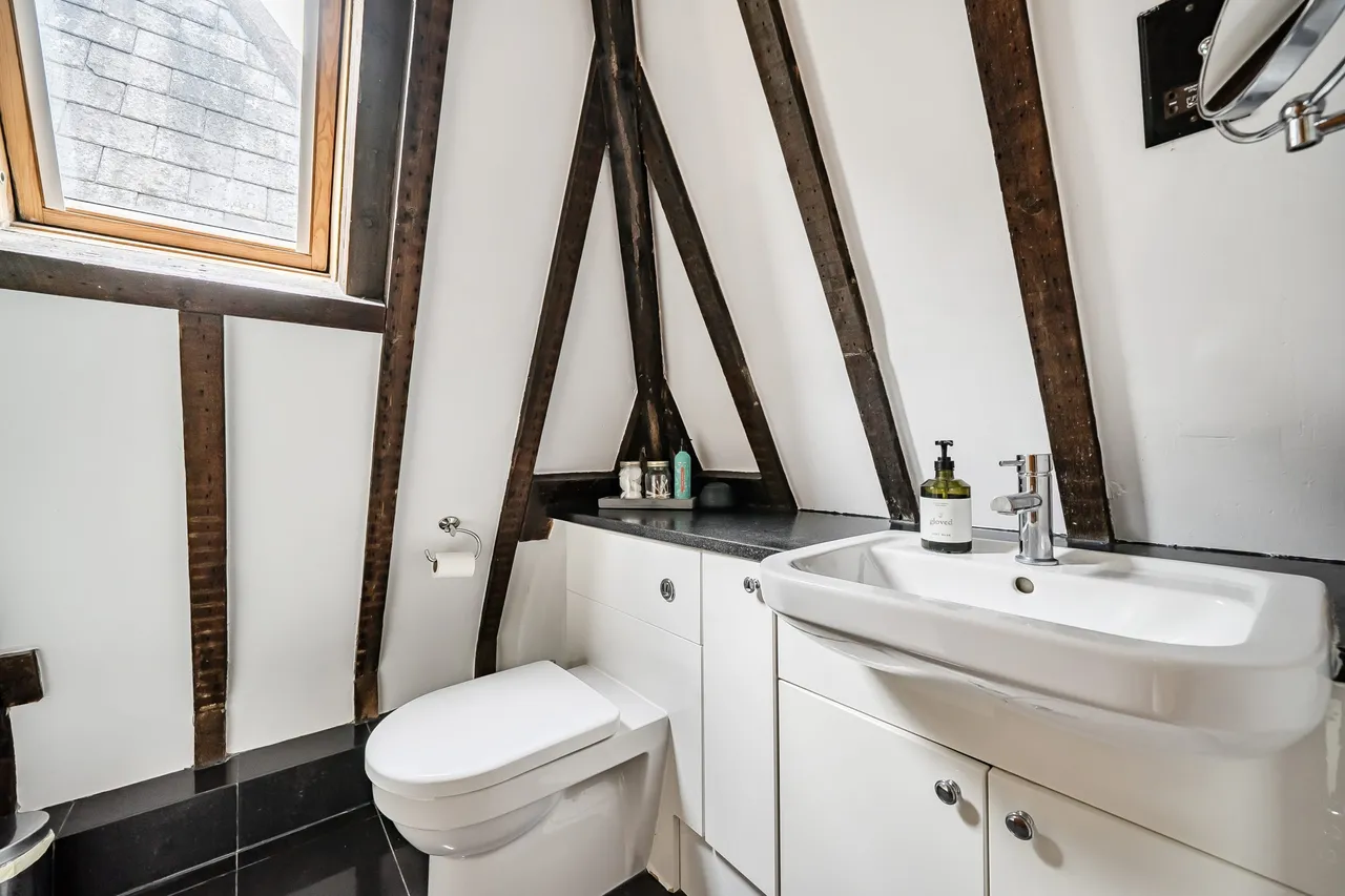 Oast Kiln House Woodhill Lane, Long Sutton, Hook, RG29 1SU, photo 16