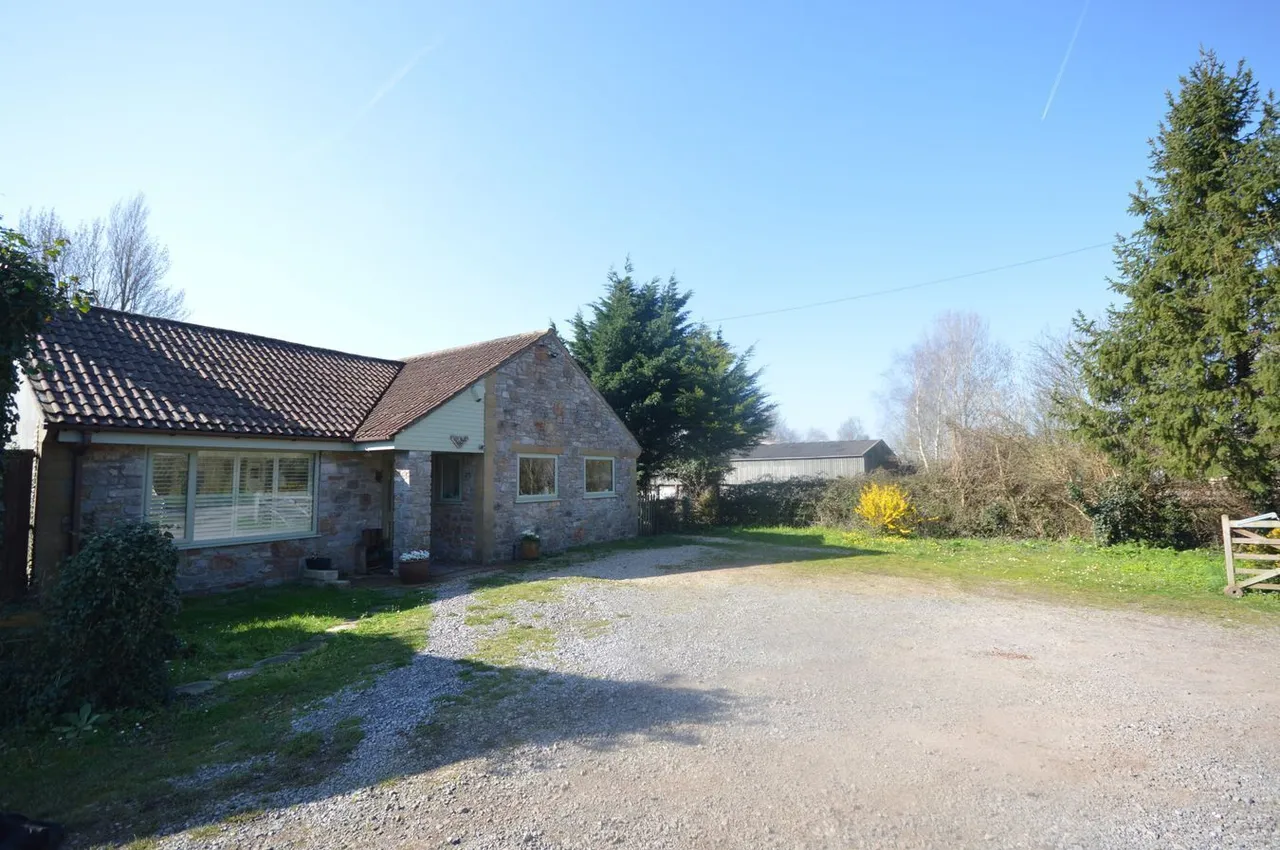 4 bed house for sale, Moorland Street, Axbridge, BS26