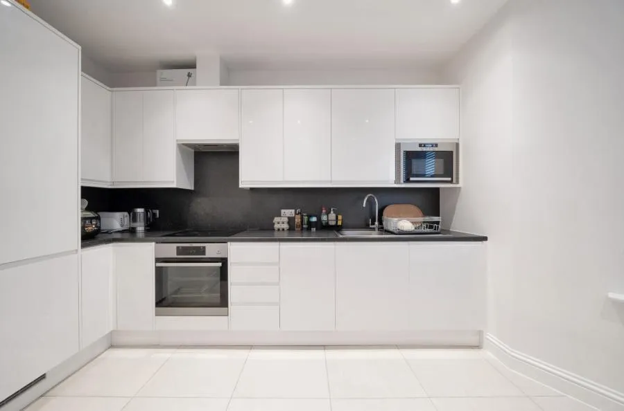 Askew Road, London, W12, photo 2