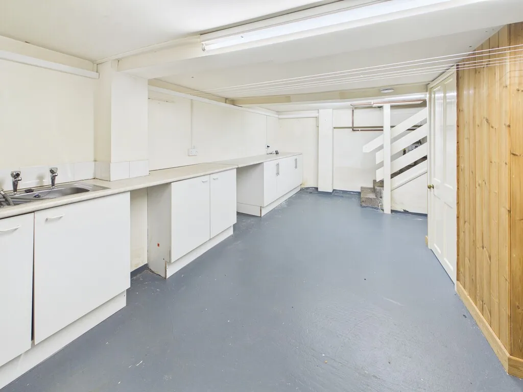 Claypit Street, photo 17