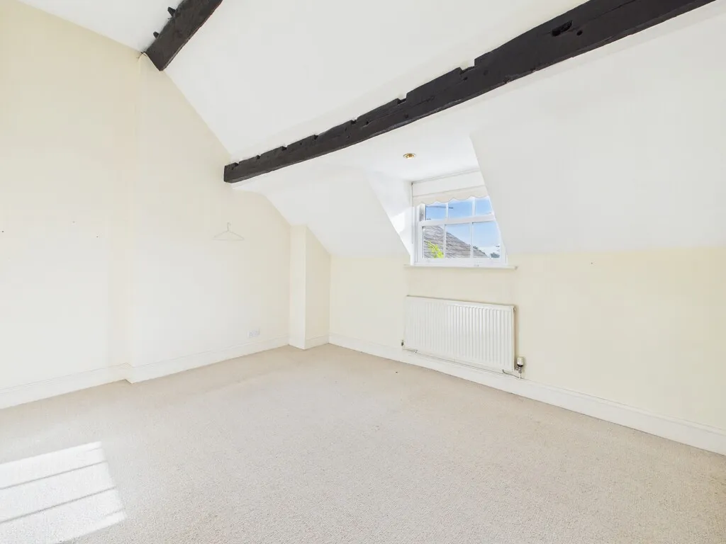 Claypit Street, photo 12