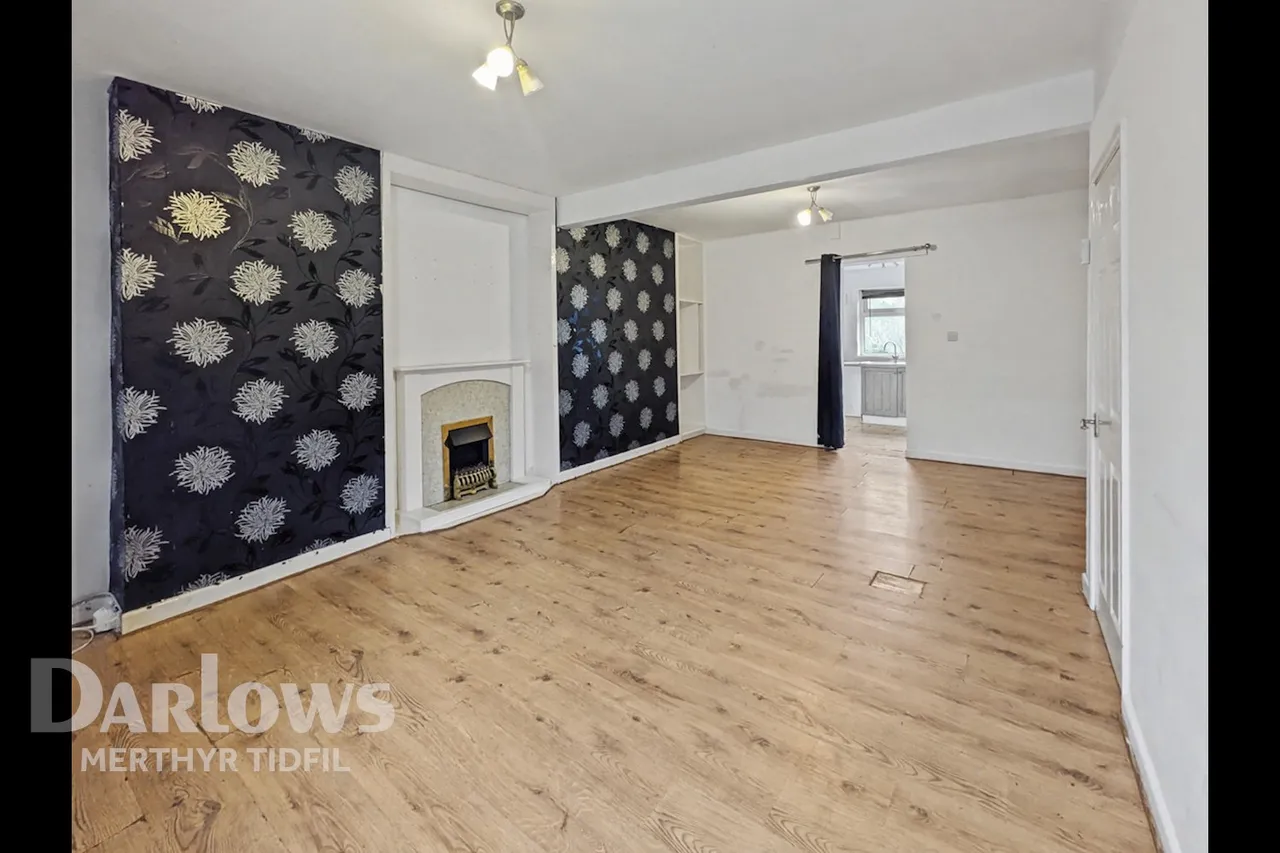 Caerhendy Street, Merthyr Tydfil, photo 3