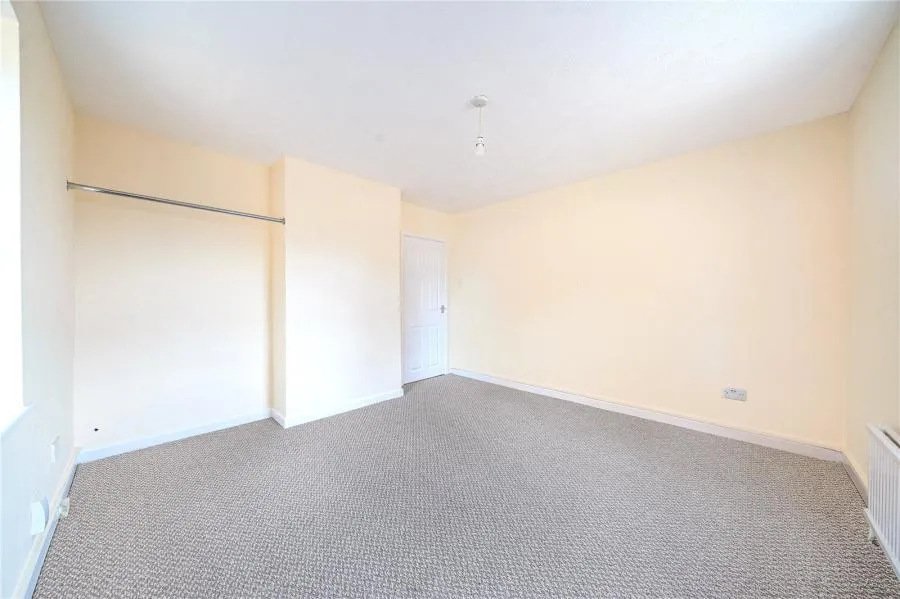 Bath Road, Thatcham, RG18, photo 9