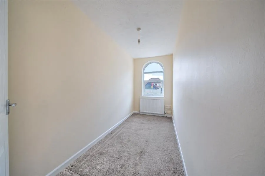 Bath Road, Thatcham, RG18, photo 11