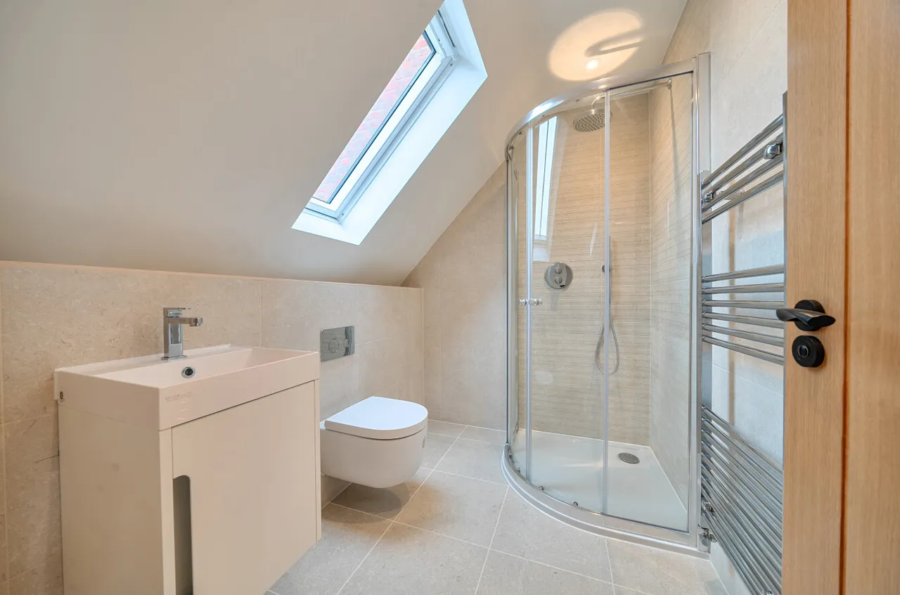Embley Lane, East Wellow, SO51, photo 11
