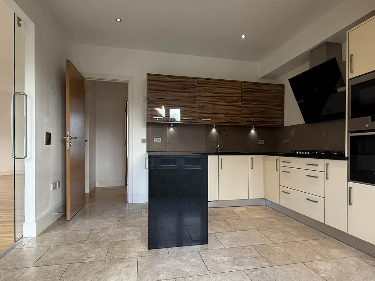 Brighouse Park Cross, Cramond, Edinburgh, EH4 6GU, photo 14