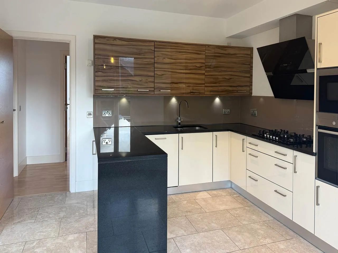 Brighouse Park Cross, Cramond, Edinburgh, EH4 6GU, photo 15
