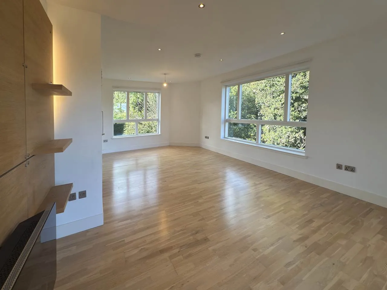 Brighouse Park Cross, Cramond, Edinburgh, EH4 6GU, photo 17