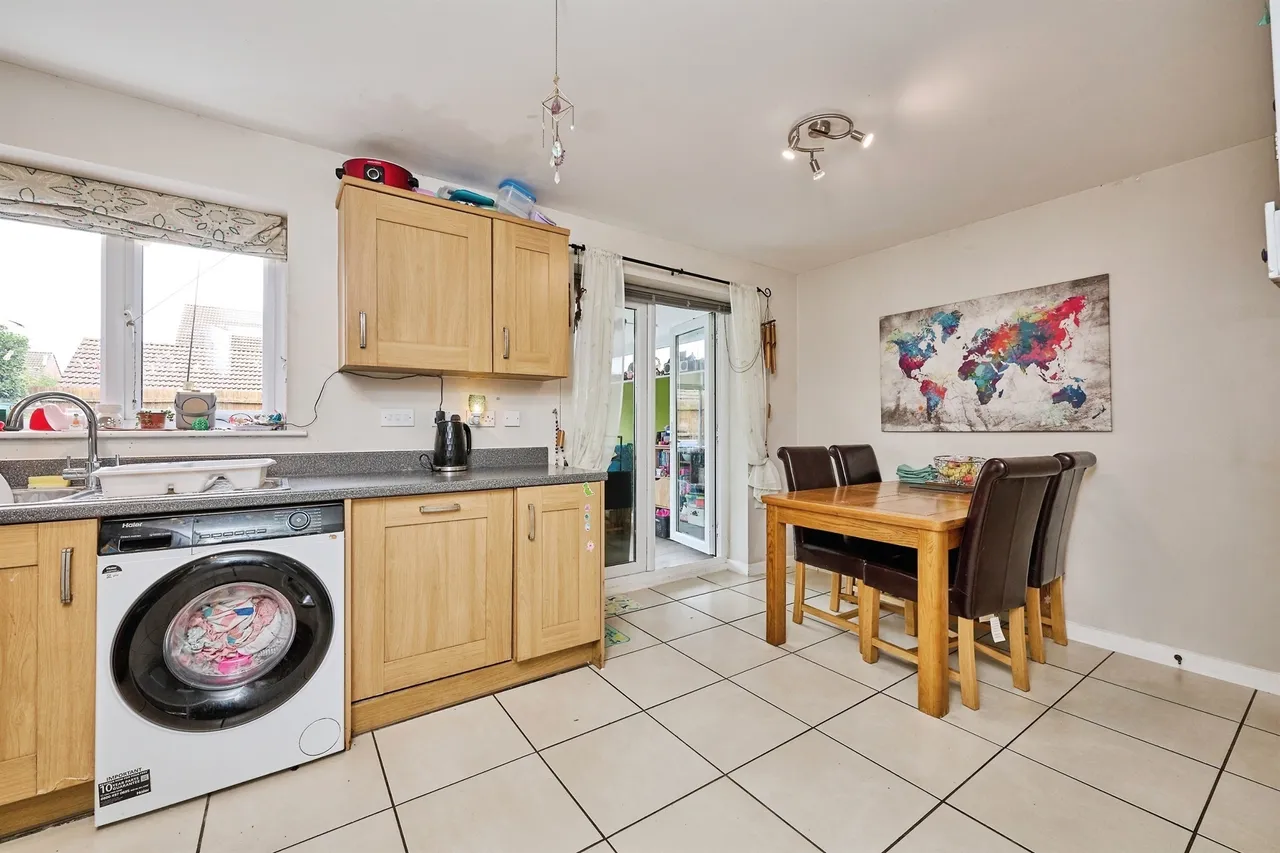 Baroness Way, Peterborough, PE6, photo 3