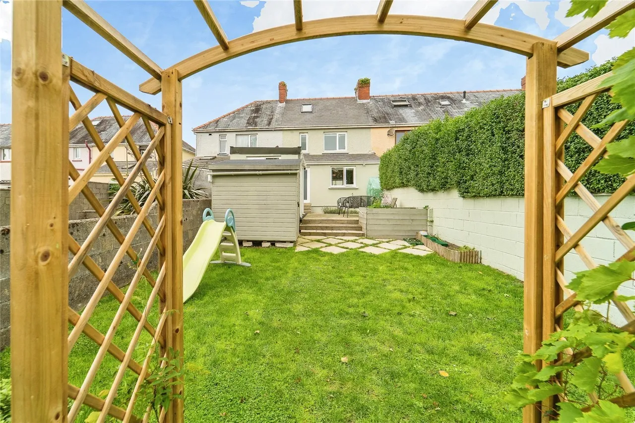 Portfield Avenue, Haverfordwest, SA61, photo 28