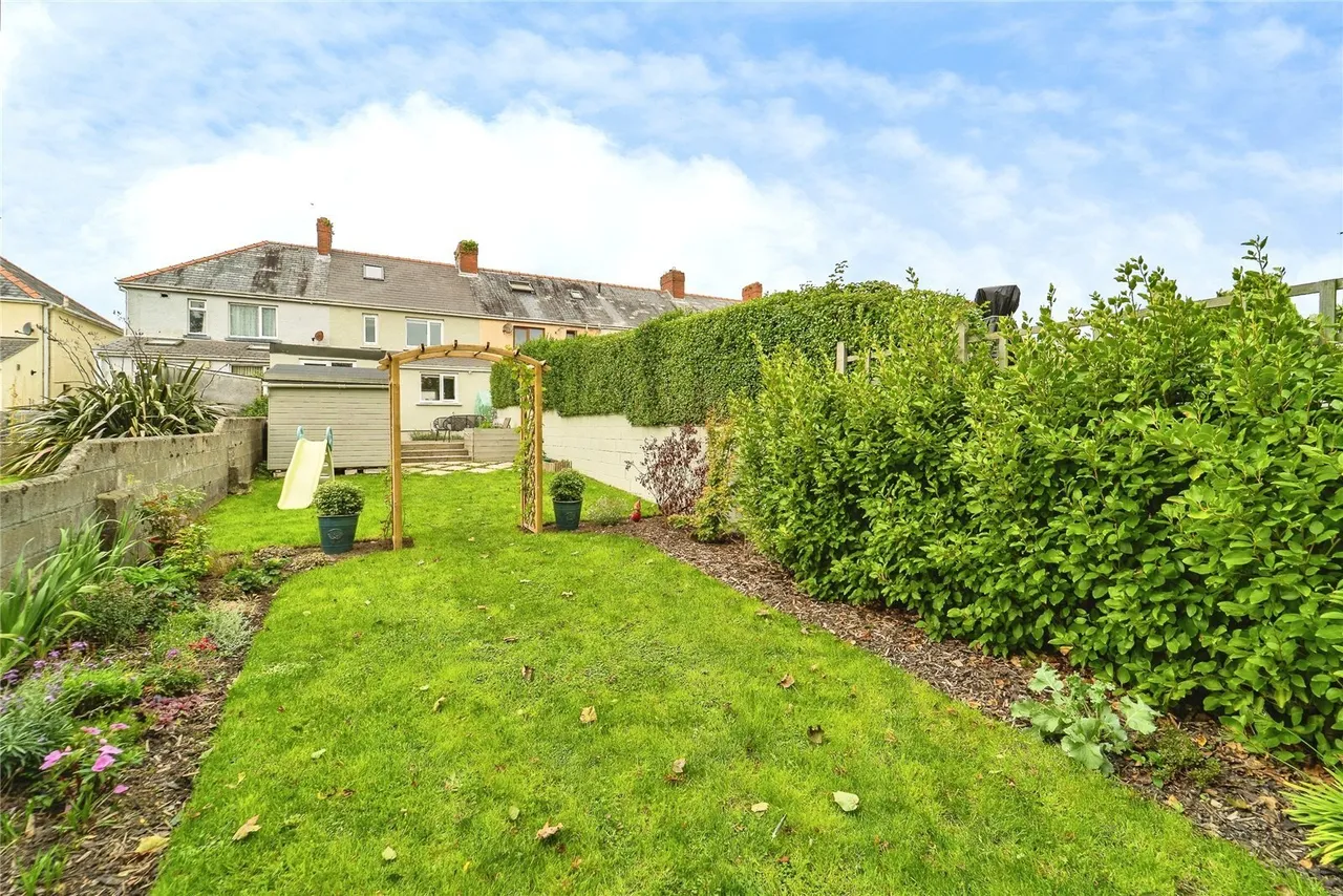 Portfield Avenue, Haverfordwest, SA61, photo 30