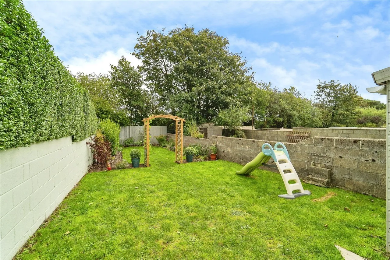 Portfield Avenue, Haverfordwest, SA61, photo 29