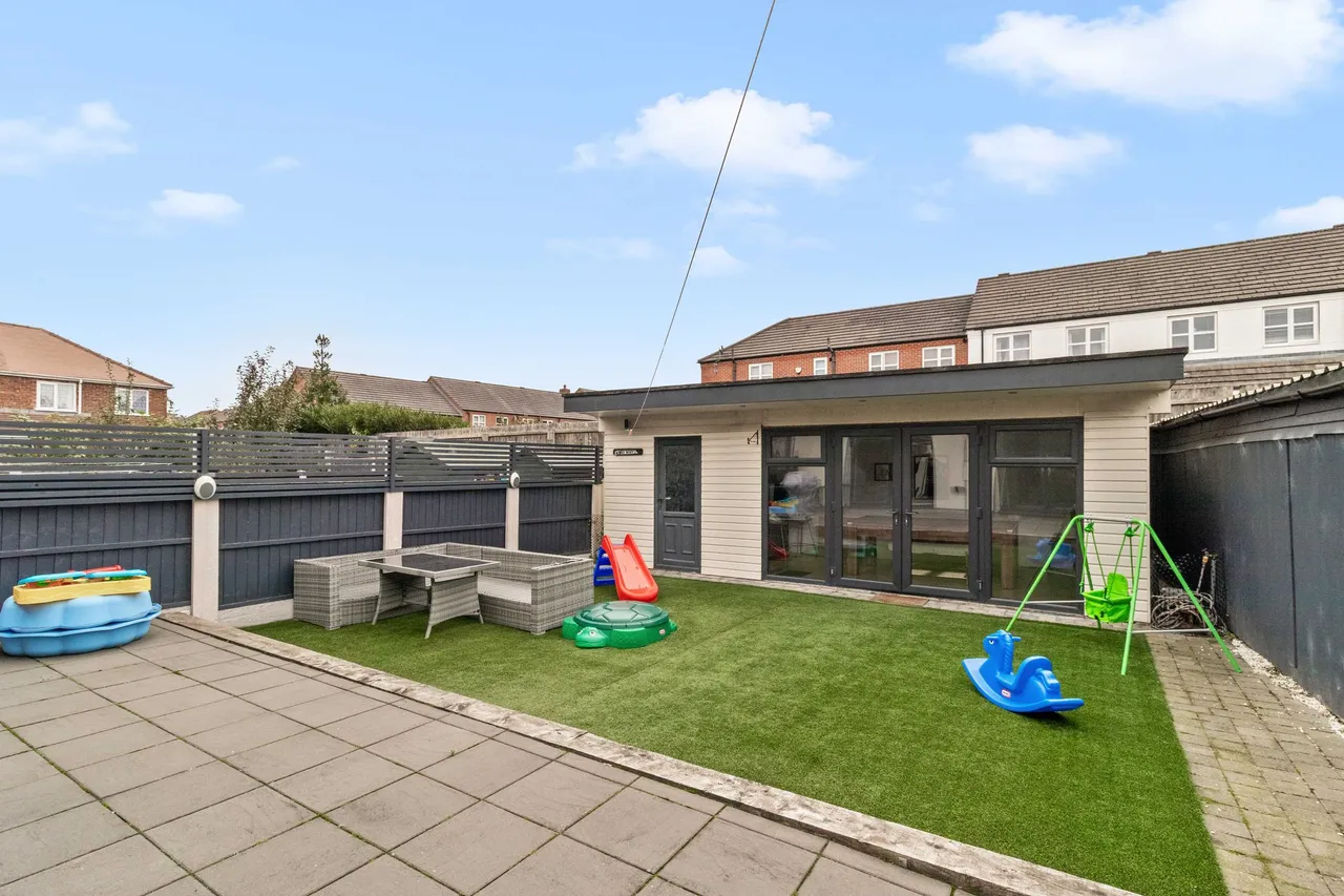 Moseley Avenue, Warrington, Warrington, WA4 1NX, photo 4
