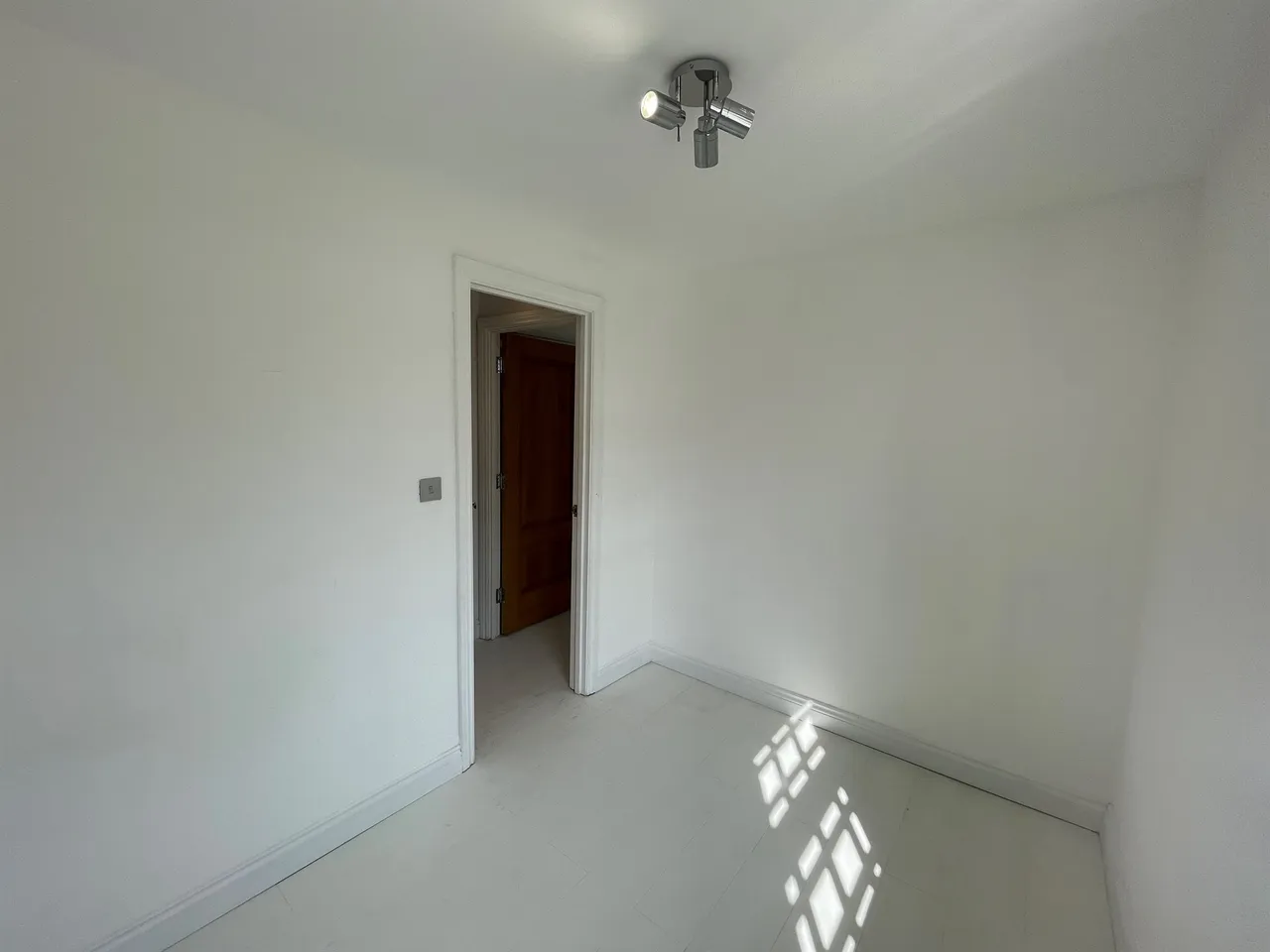 Victoria Road, Chesham, photo 9