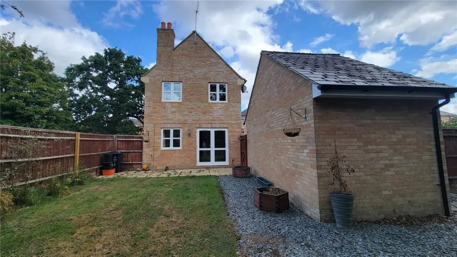Estella Close, Swindon, SN25, photo 9