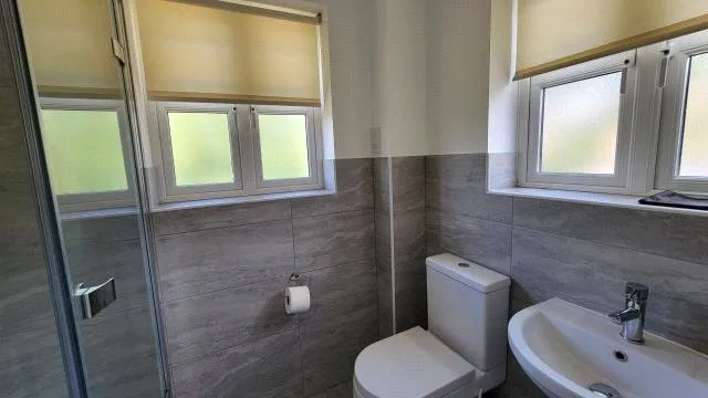 Estella Close, Swindon, SN25, photo 8