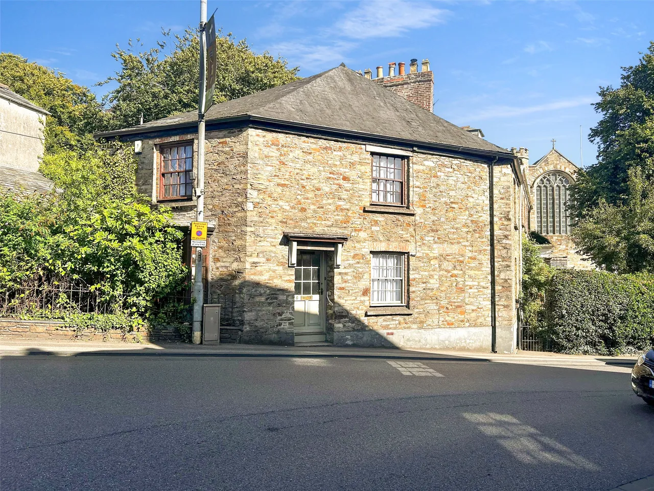 4 bed house for sale, Church Square, Bodmin, PL31