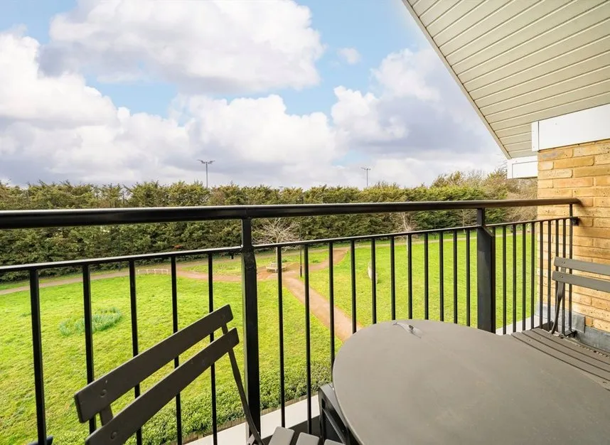 Marbaix Gardens, Isleworth, TW7, photo 6