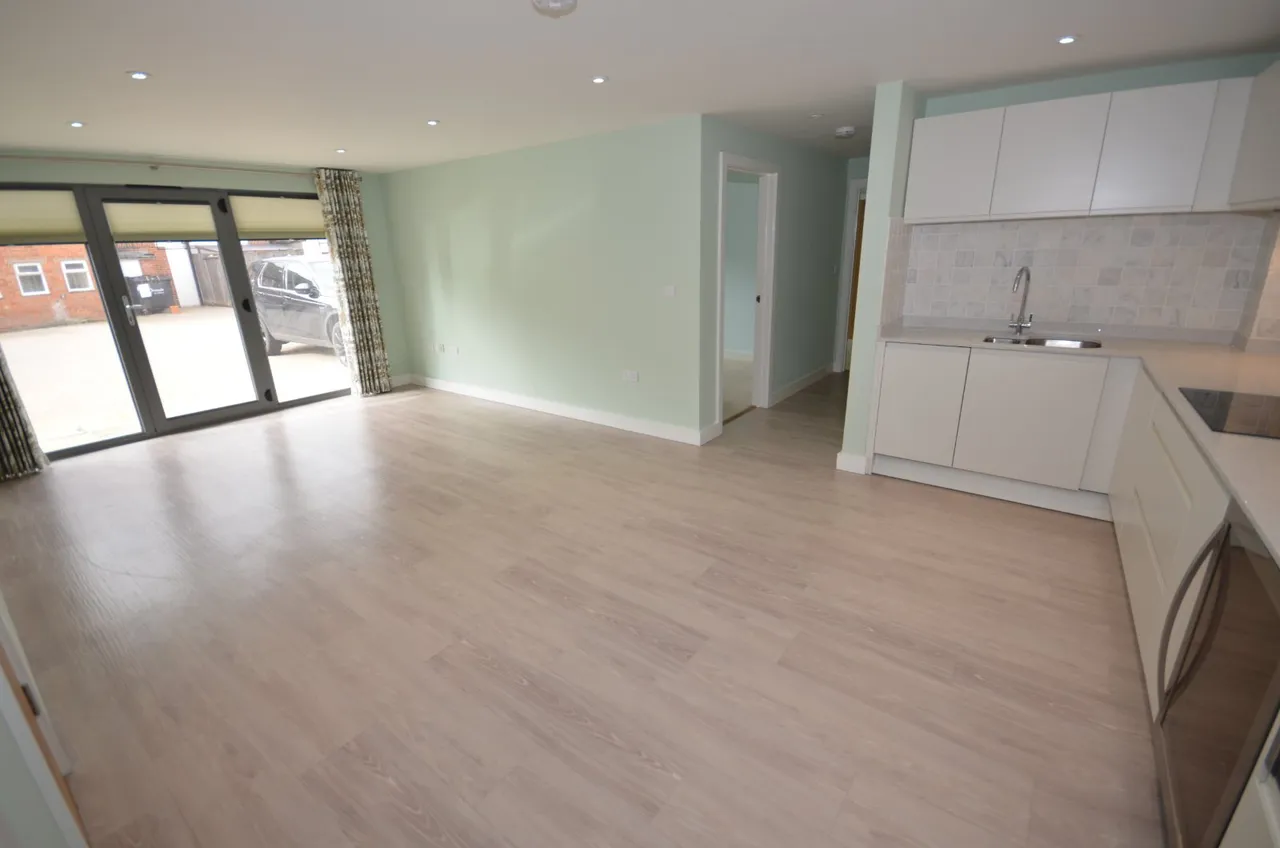 Brown Street, Salisbury, Wiltshire, SP1 1AG, photo 2
