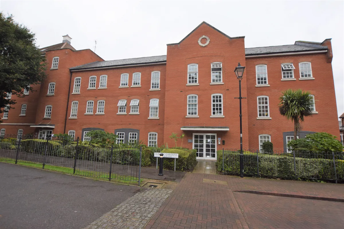 2 bed flat to rent — Colchester, Flyer, Essex, CO2 8HU