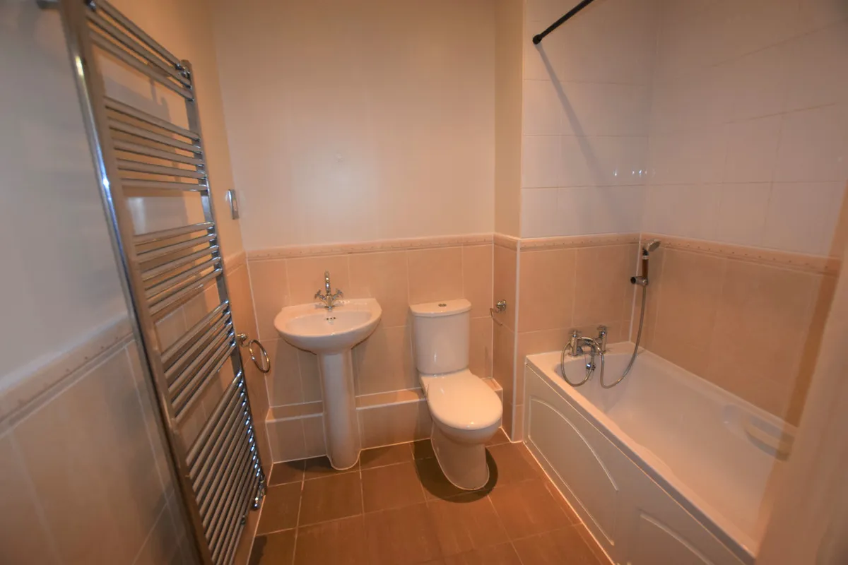 Colchester, Flyer, Essex, CO2 8HU, photo 8
