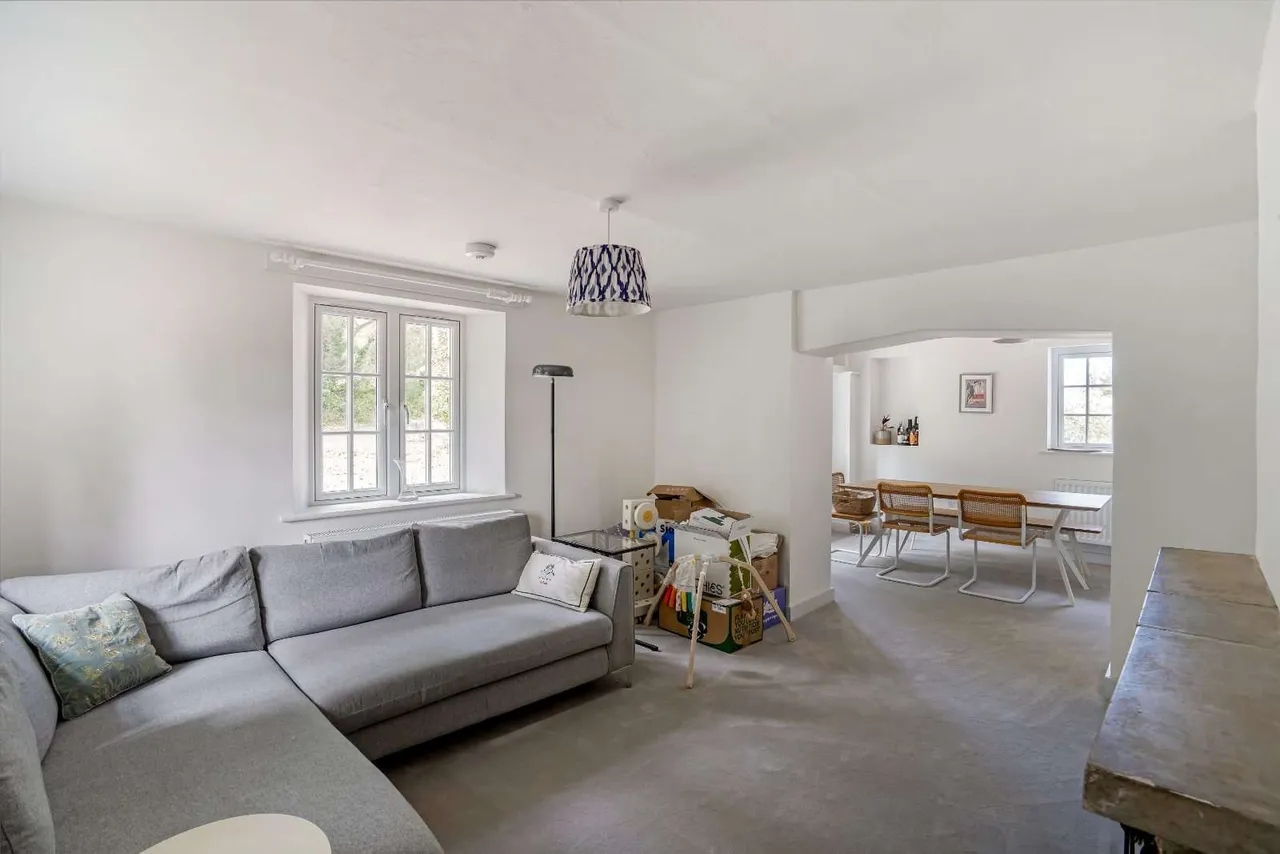 Dunsfold Road, Loxhill, Godalming, Surrey, GU8 4BL, photo 6