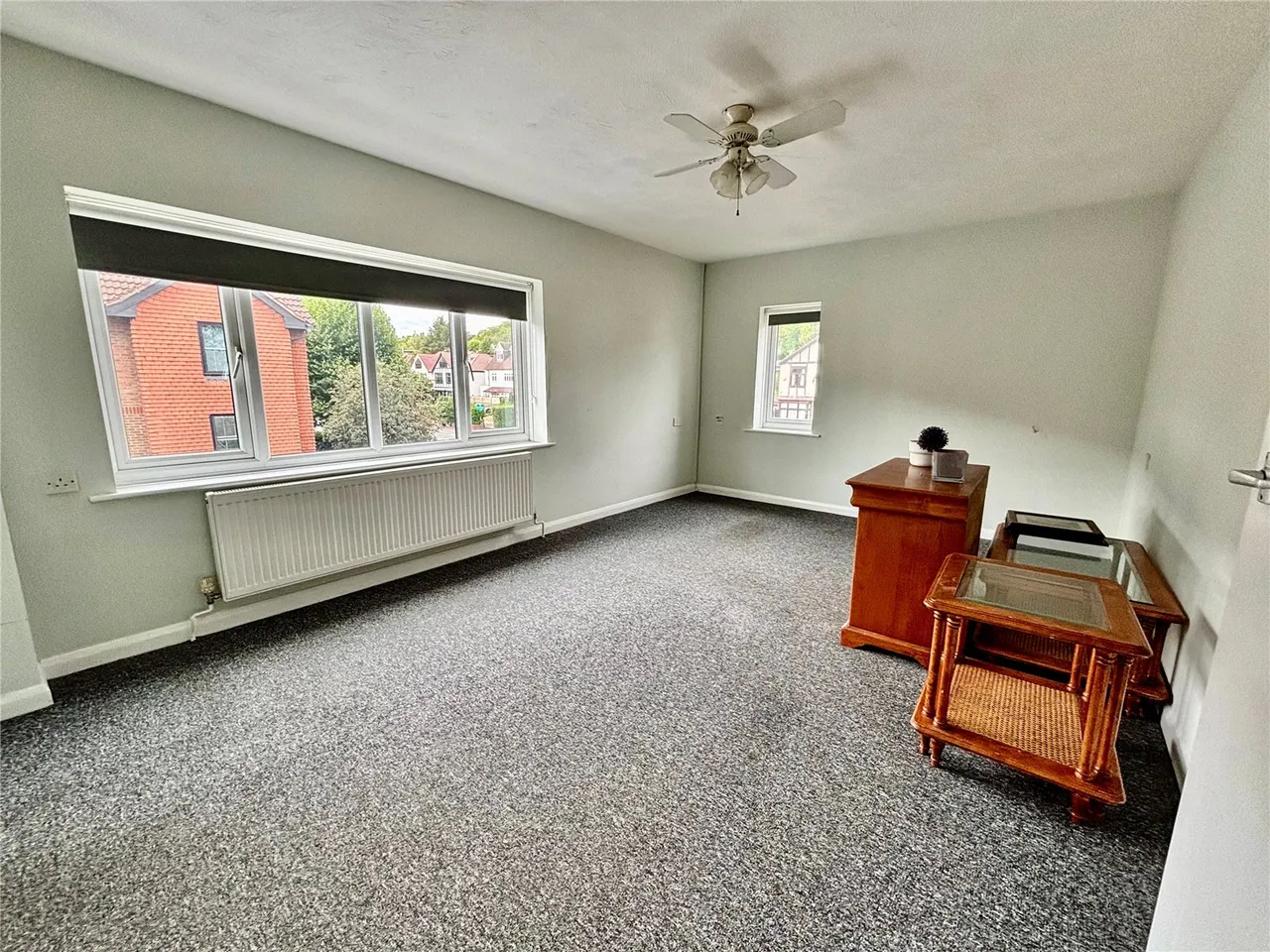 Brighton Road, Purley, CR8, photo 2