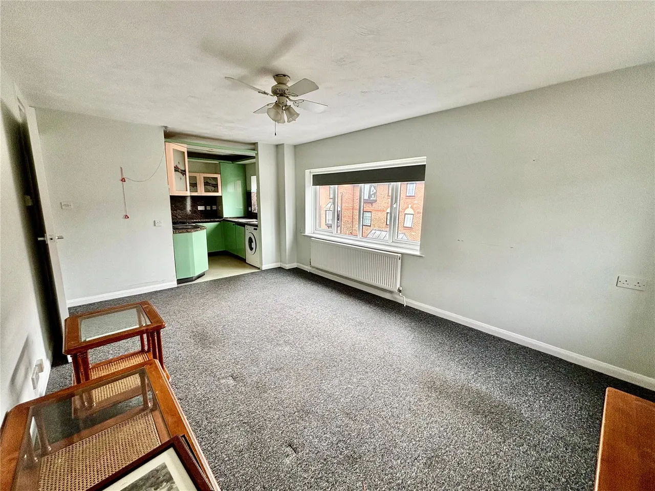Brighton Road, Purley, CR8, photo 3