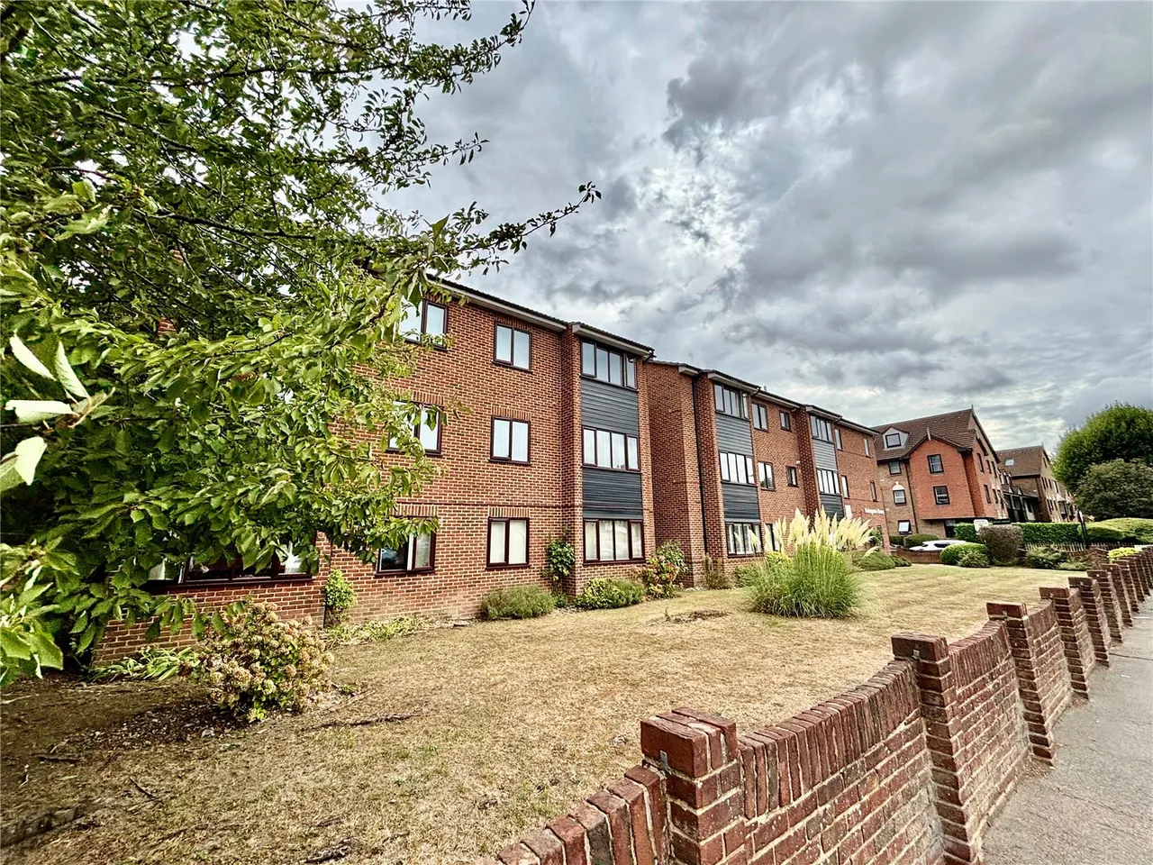 Brighton Road, Purley, CR8, photo 12