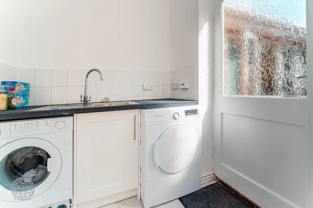 Heaton Court, Bury, BL9 9QN, photo 17