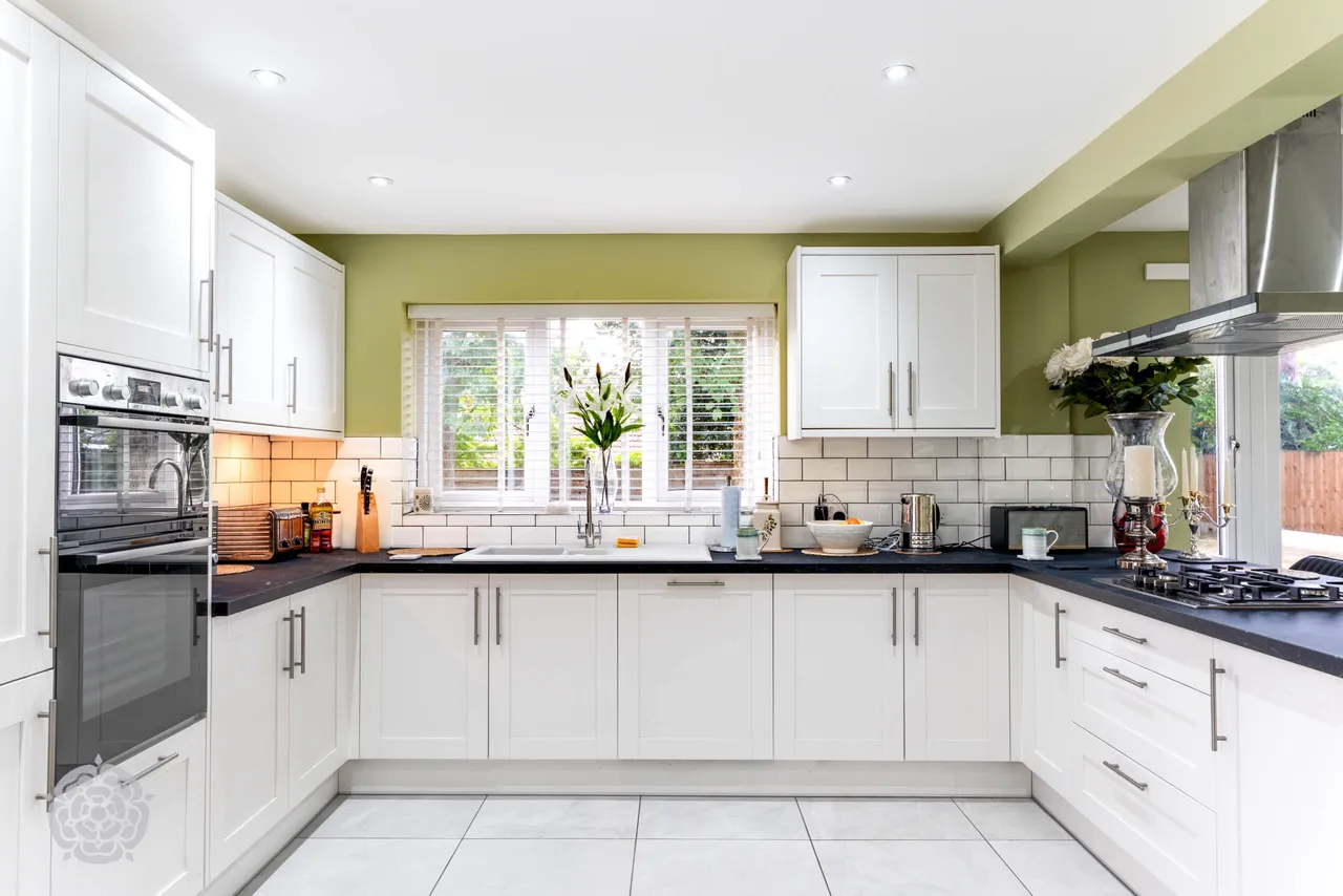 Heaton Court, Bury, BL9 9QN, photo 15