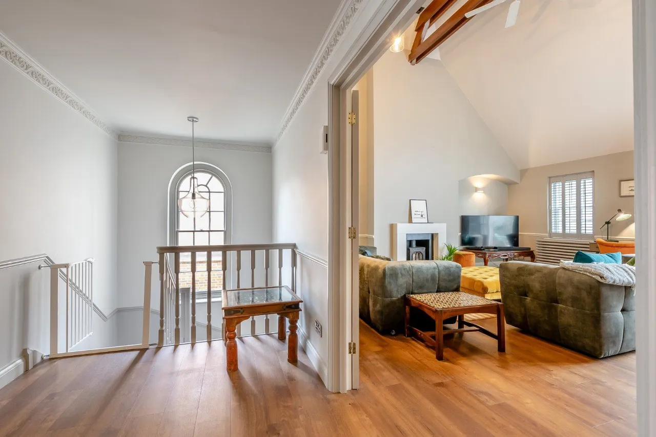 St. Peters Lane, Canterbury, Kent, CT1 2BP, photo 10