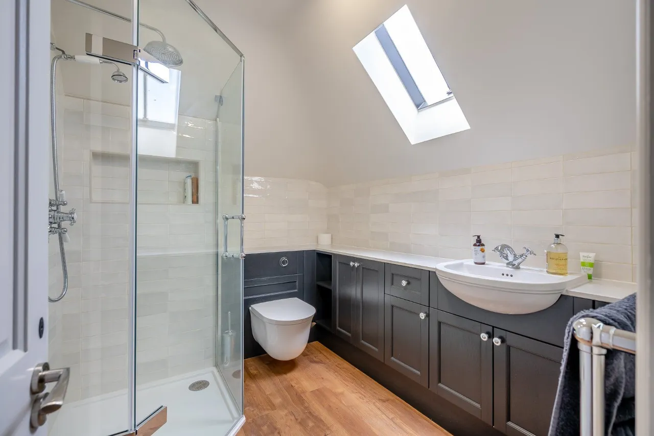 St. Peters Lane, Canterbury, Kent, CT1 2BP, photo 12