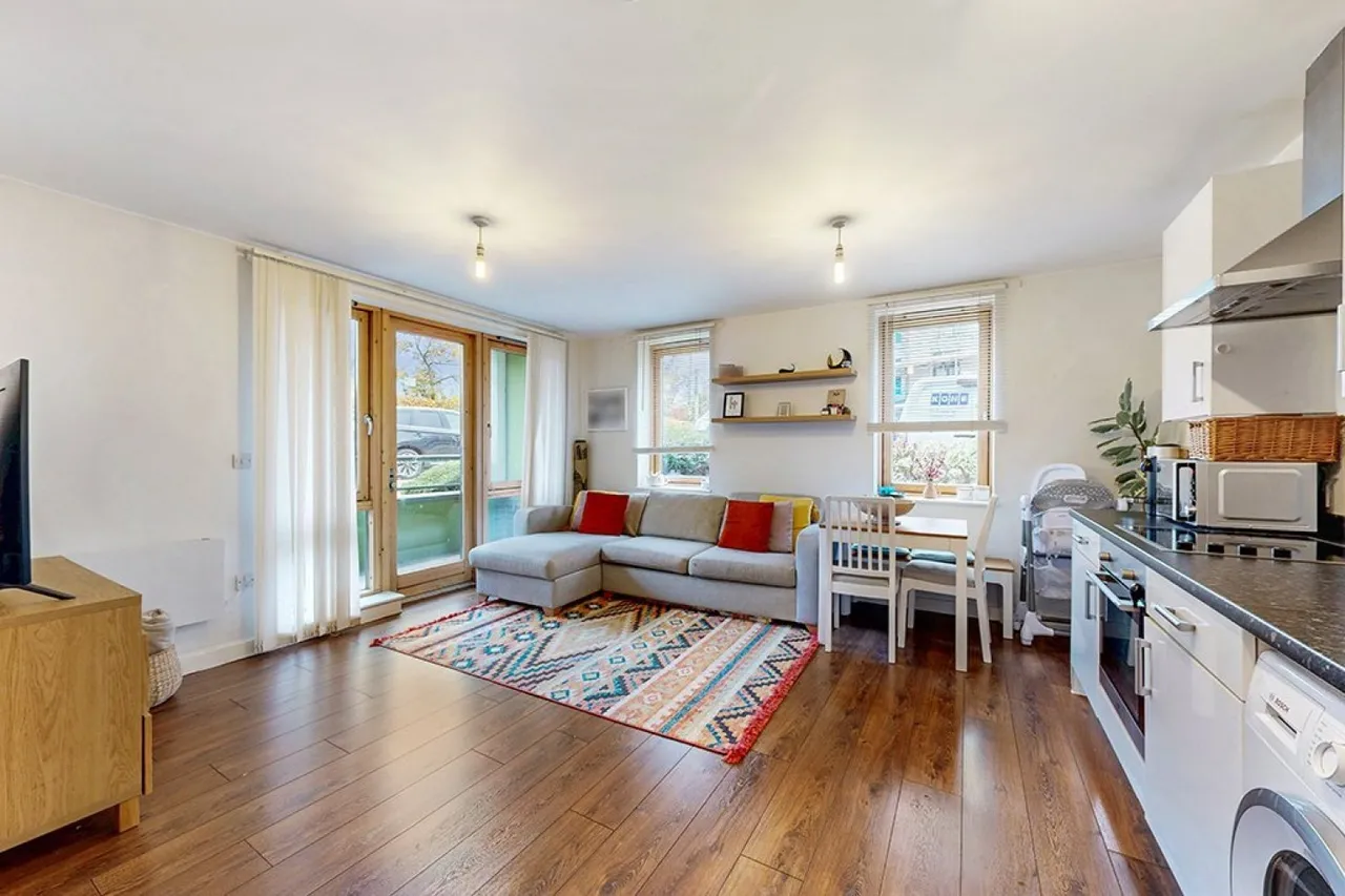 Richards Close, Harrow, HA1, photo 2