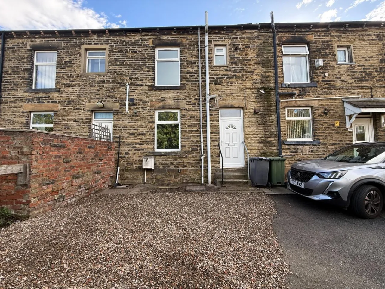 Huddersfield Road, Heckmondwike, WF16, photo 11