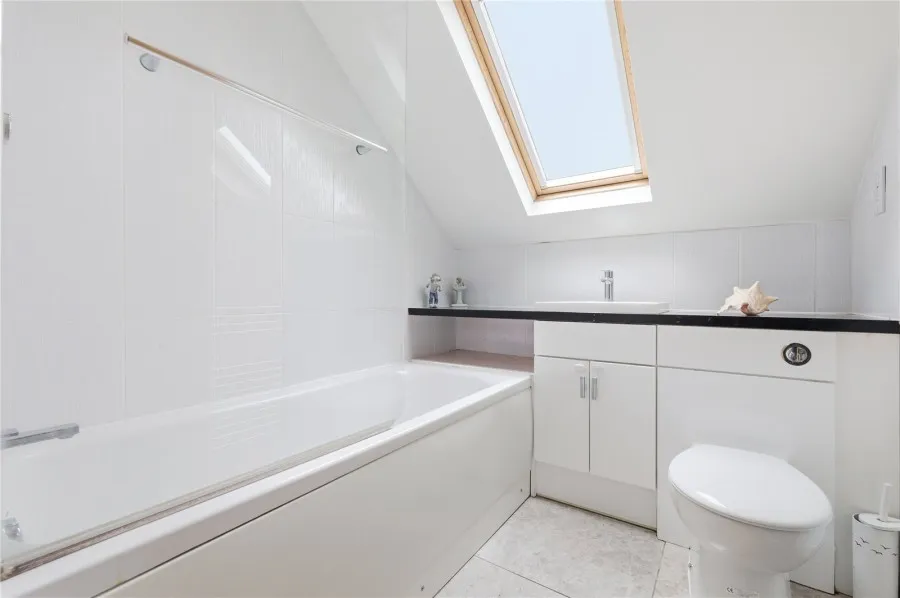 with 4 bedrooms in Birchanger, Bishop's Stortford, CM23, photo 17