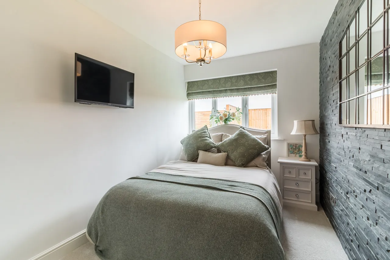 Lindens, Bleak Hill, Ringwood, BH24 3PX, photo 17