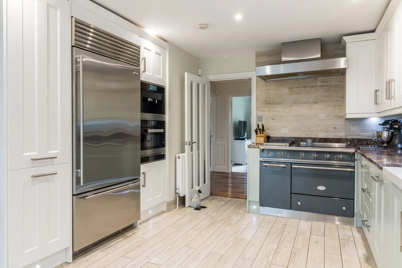 Lindens, Bleak Hill, Ringwood, BH24 3PX, photo 4