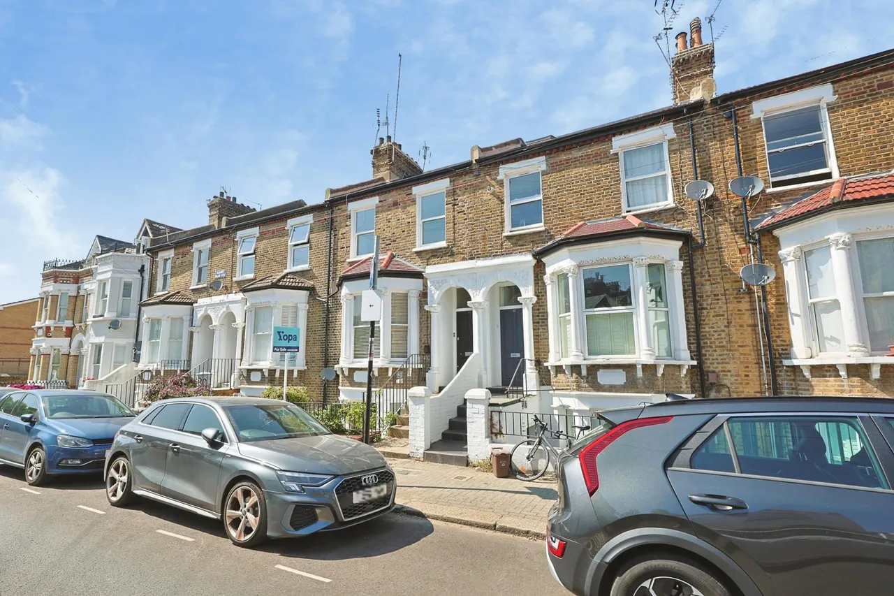 Harbut Road, London, SW11, photo 16