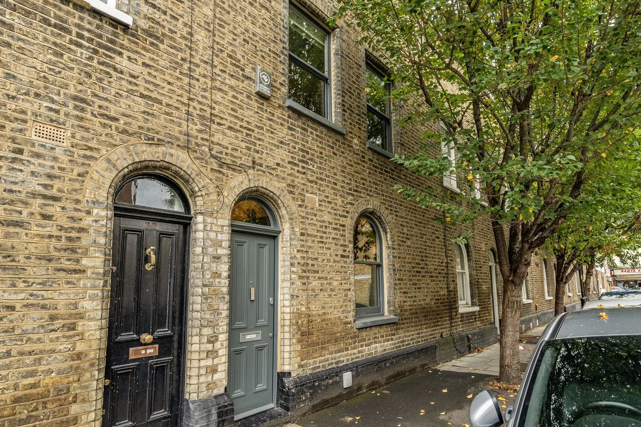 2 bed house for sale — Cadiz Street, London, London, SE17 2TJ