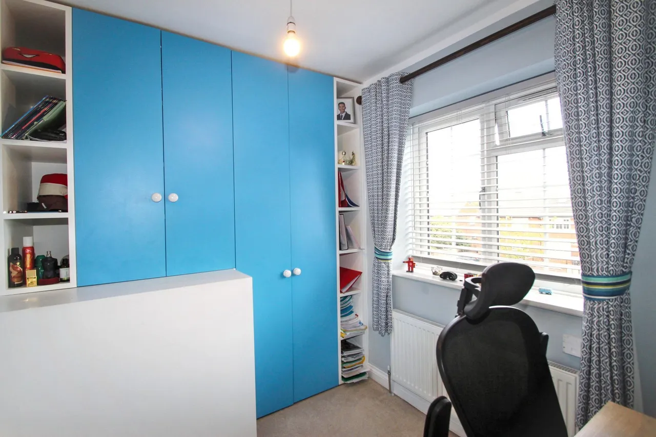 Stanford Close, Woodford Green, IG8, photo 16